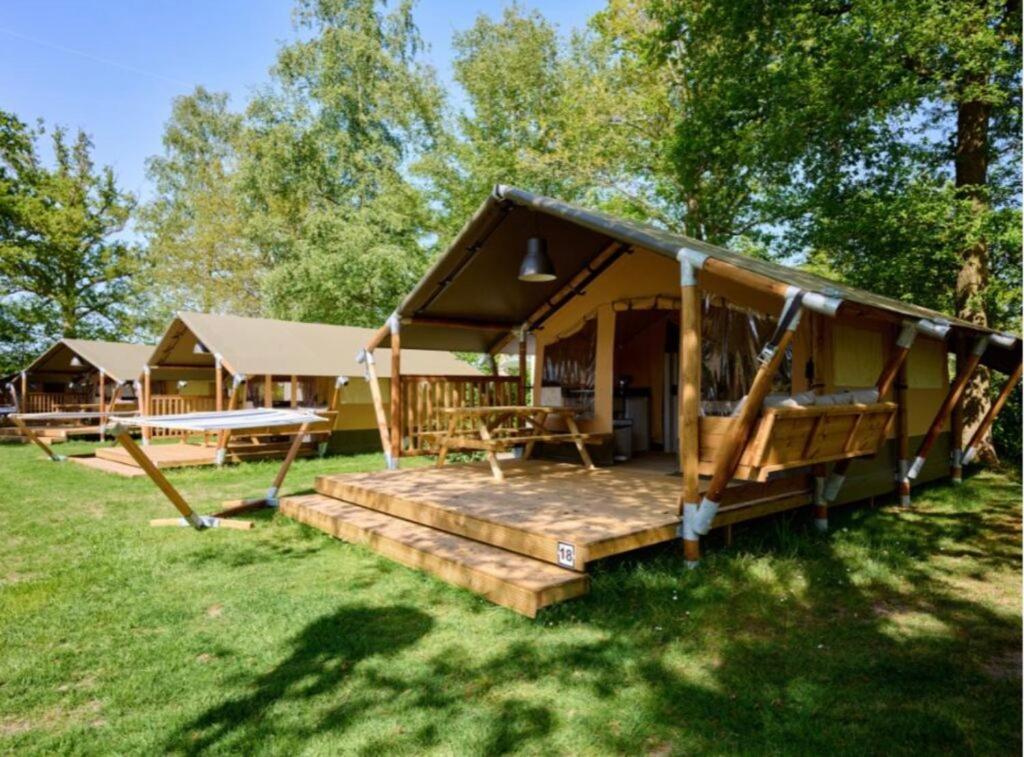 Delfino Tuscany Resort Марина ди Чечина Екстериор снимка
